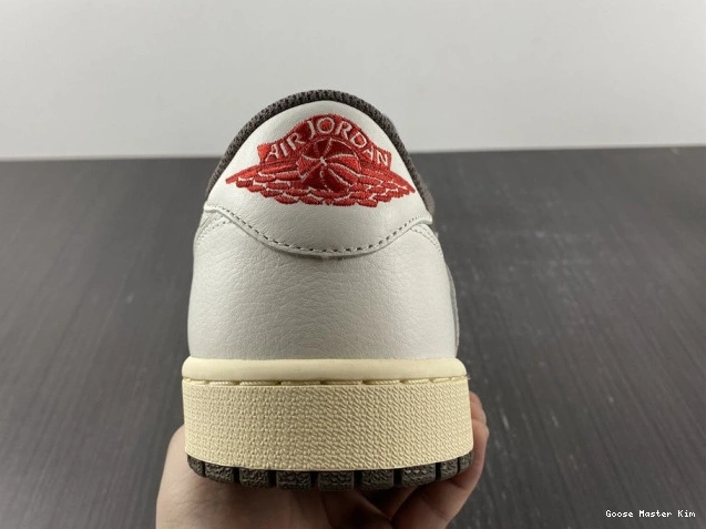 DM7866-162 1 Air Scott Jordan Retro x Low Jordan Travis Air 0823